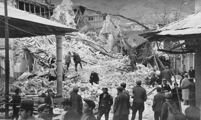 Depremde hasar gören ve yıkılan başlıca fabrikalar:

Ilgıt ve Şeriki, Ahmet Cemal Mağden

Sat-Alkol Şirketi, Rüştü Hekim

Arslanoğlu Kardeşler, Sabri Aras

Çebiler, Furtun Limited ve Furtun Mehmet

Mehmet Mithatoğlu, P. P. Danilsen

Mustafa Ataç ve Şeriki, Fındık Tarım Satış Kooperatifi

Bu yıkımla birlikte makineler durdu, bacalar sustu ve yüzlerce aile ekmeksiz kaldı.