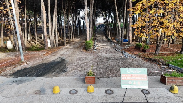 Trafik Azalacak, Çevre Korunacak
Projenin tamamlanmasıyla birlikte, Ünye Devlet Sahil Yolu üzerindeki araç yoğunluğunun azaltılması hedefleniyor. Alternatif ve çevreci bir ulaşım modeli sunan bu proje, karbon emisyonunu düşürerek çevre kirliliğinin önüne geçilmesine de büyük katkı sağlayacak.