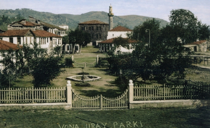 Geçmişin İzinde: 1930'lu Yılların Vona Uray Parkı ve Değişen Perşembe