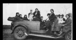 Yer Ordu... 1920'li yıllar... Otomobil kadınları her zaman cezbetmiştir.