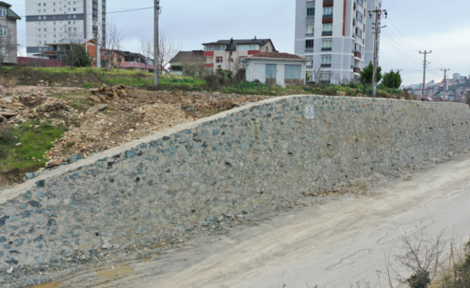 Ordu Büyükşehir’den Fatsa Evkaf Mahallesi’ne Yatırım: Taş Duvar Çalışması Tamamlandı