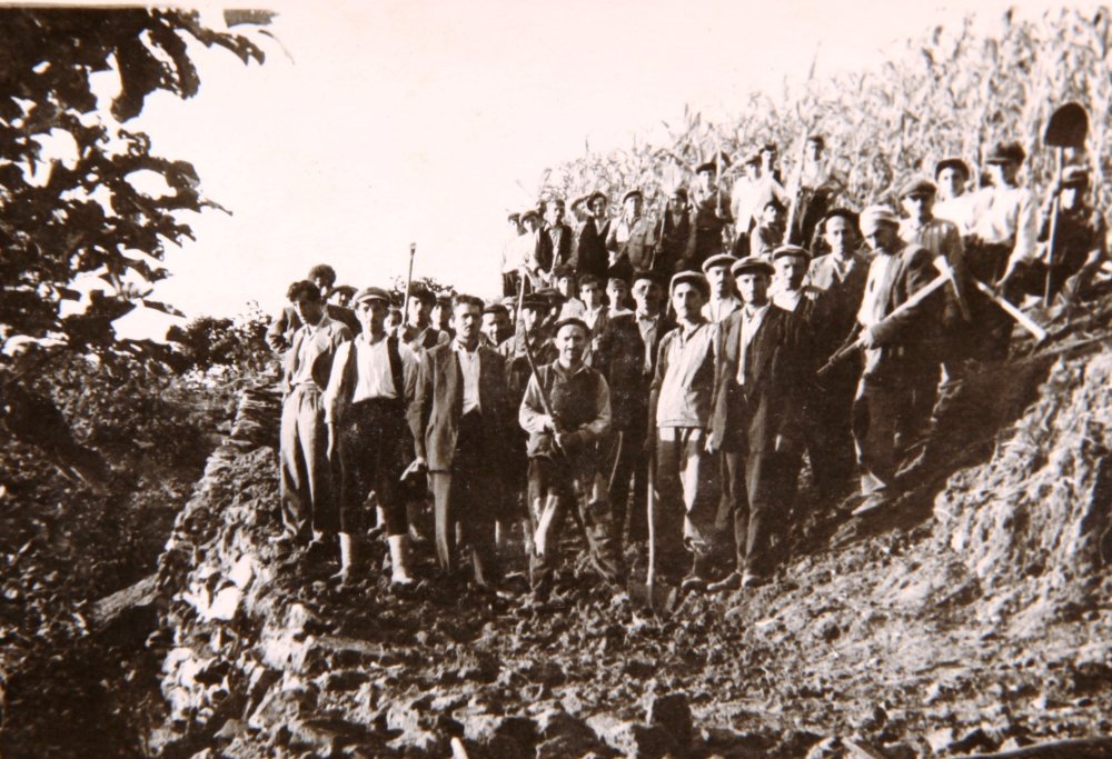 Ordu’nun AOOrdu’nun Asırlık Yol Çilesi: Kazma Kürek ve Alın Teriyle Yazılan Tarihrdu’nun Asırlık Yol Çilesi: Kazma Kürek ve Alın Teriyle Yazılan Tarihsırlık Yol Çilesi: Kazma Kürek ve Alın Teriyle Yazılan Tarih